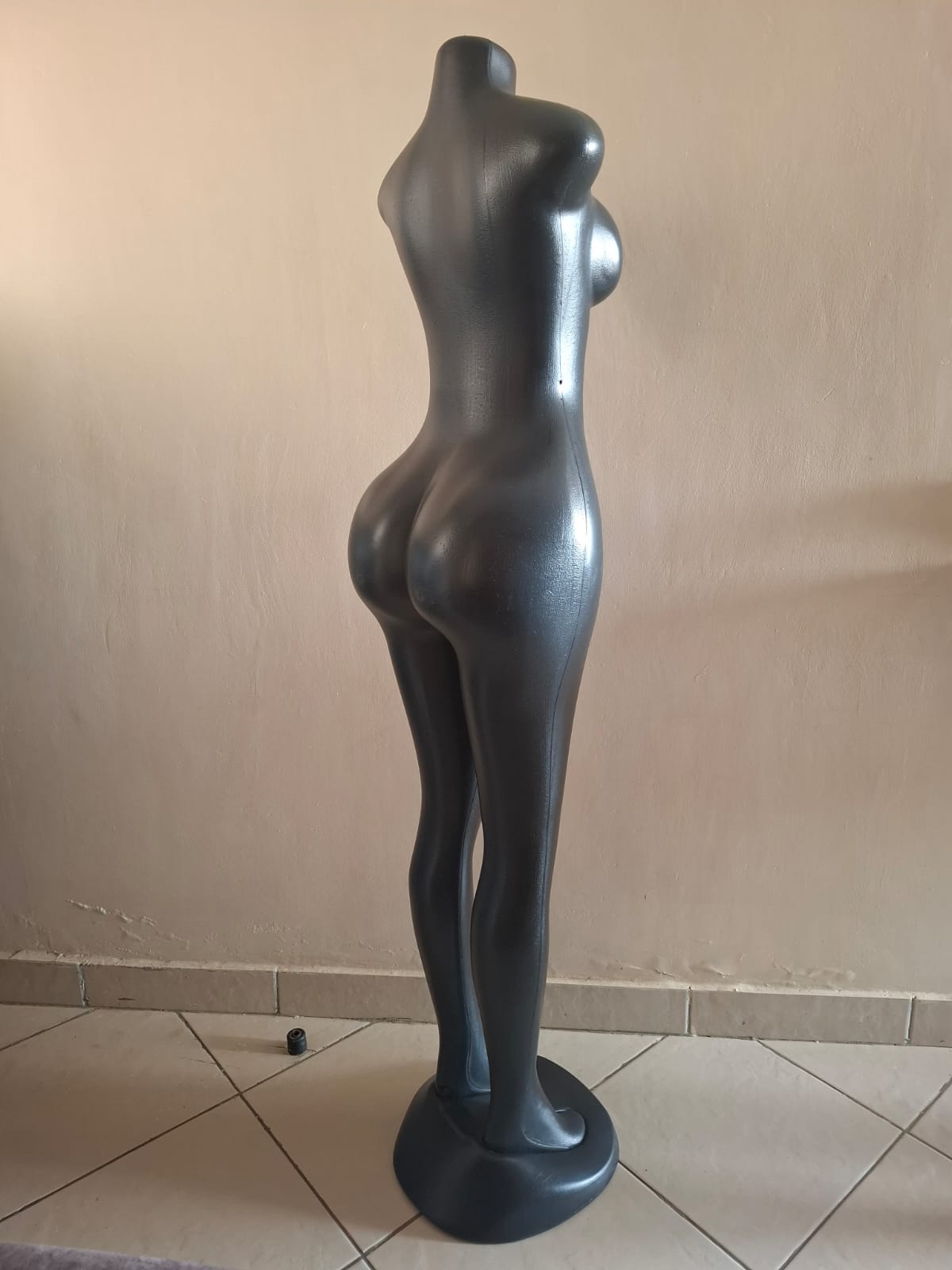 Curvy Female Dummy Mannequin for Clothes Display thumbnail 2